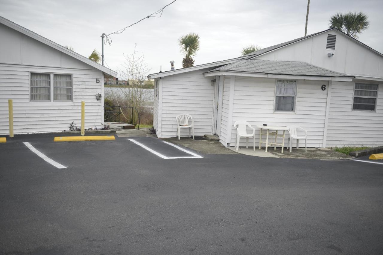 Lake Ida Beach Resort Winter Haven Bagian luar foto
